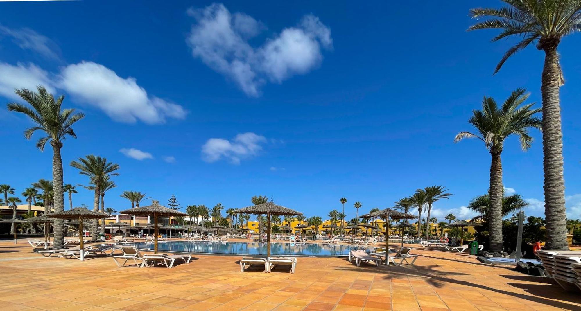 B-Rent Casa Angela Pool View Apartman Corralejo Kültér fotó